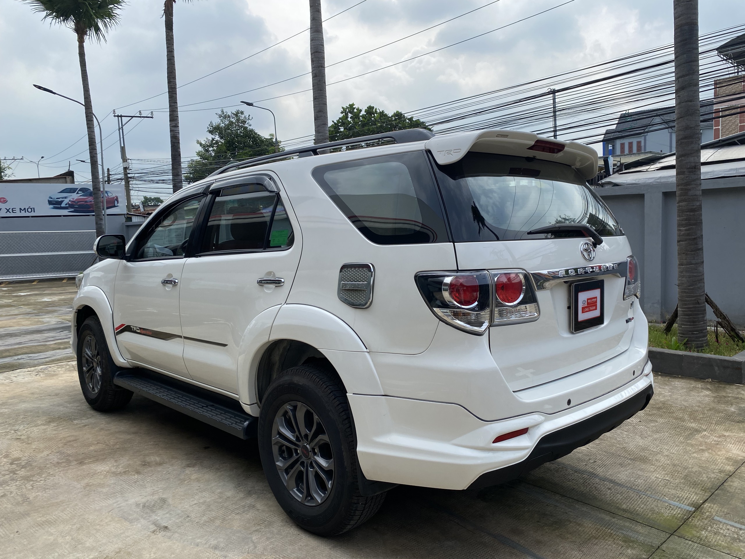 FORTUNER TRD 4X2