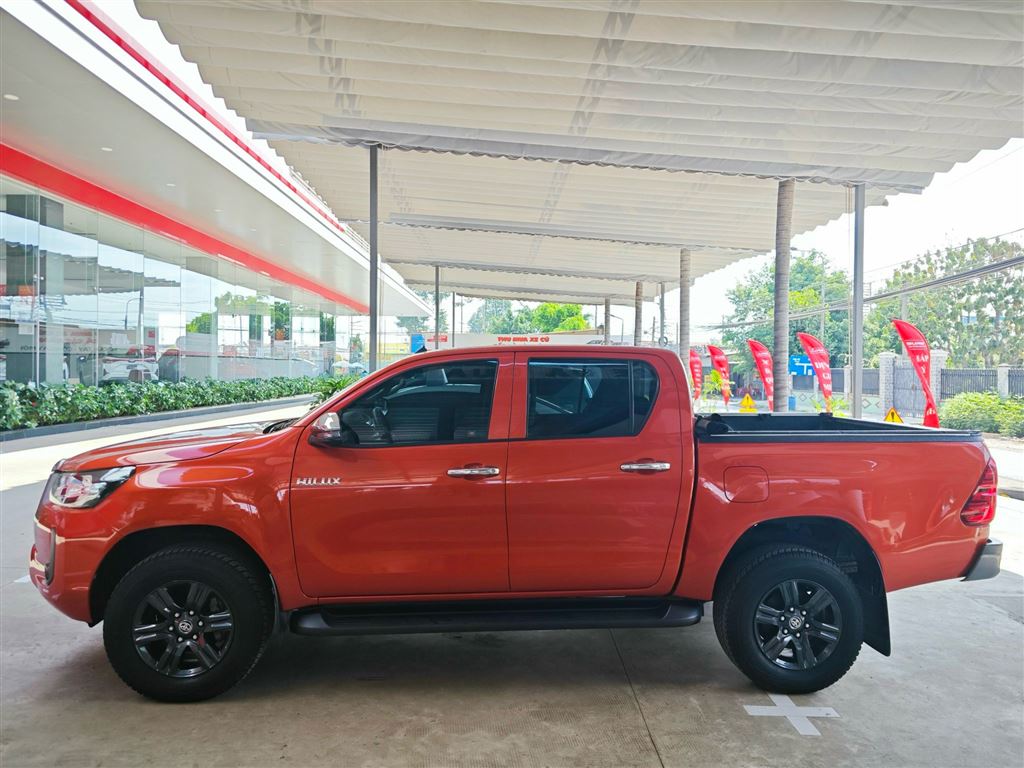 Hilux 2.4AT 