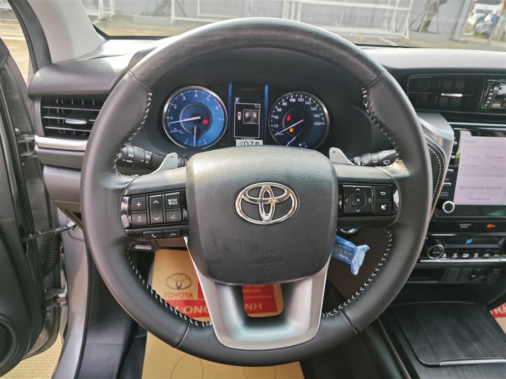 Fortuner 2.7AT 4X2