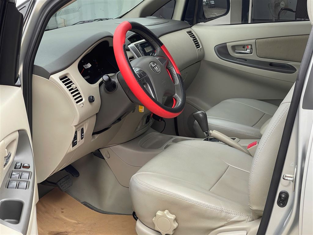 Toyota Innova G 2015 AT