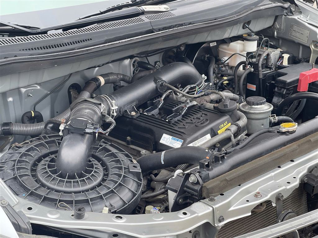 Toyota Innova G 2015 AT