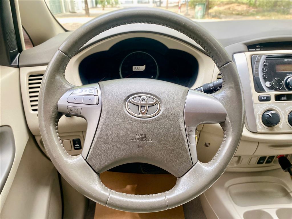 Toyota Innova G 2015 AT