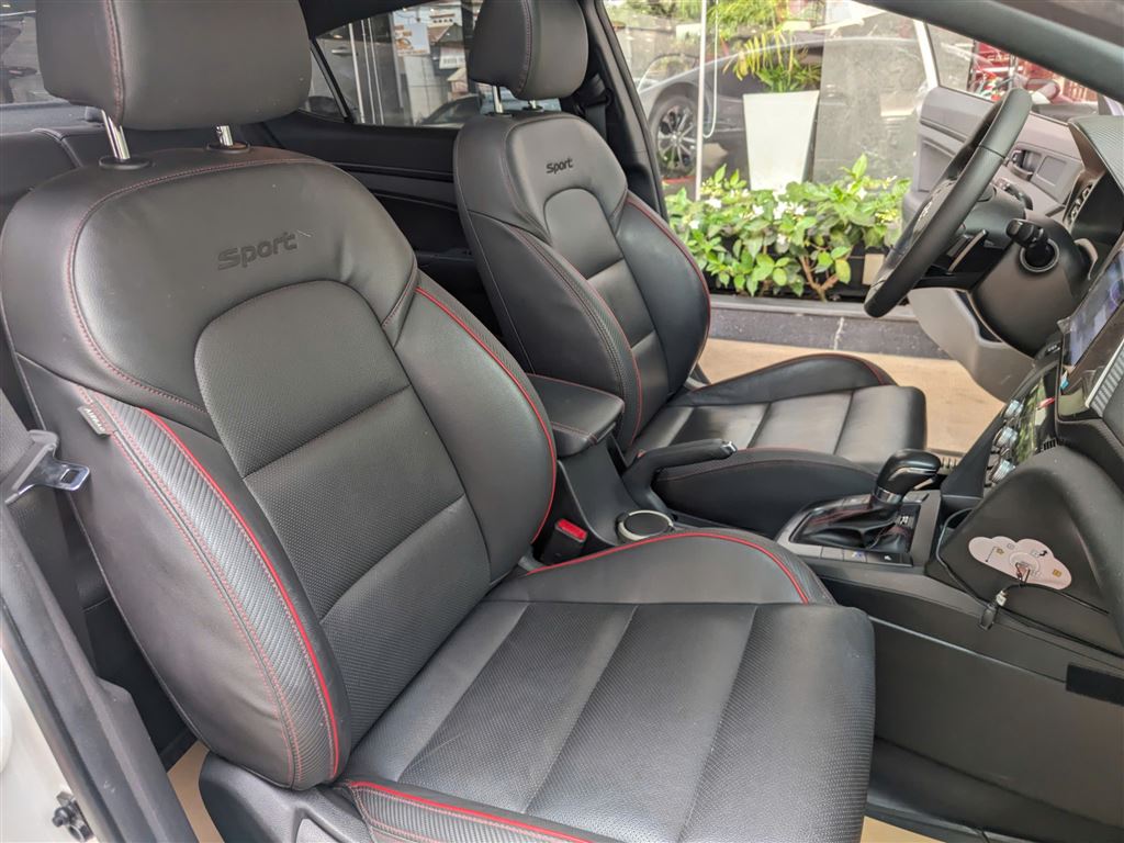 HYUNDAI Elantra 1.6AT Sport 2021 lăn bánh 2022